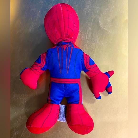 MARVEL SPIDER-MAN VTG 2012 COLLECTIBLE PLUSH WITH ORANGE EYES 9” - Picture 8 of 8